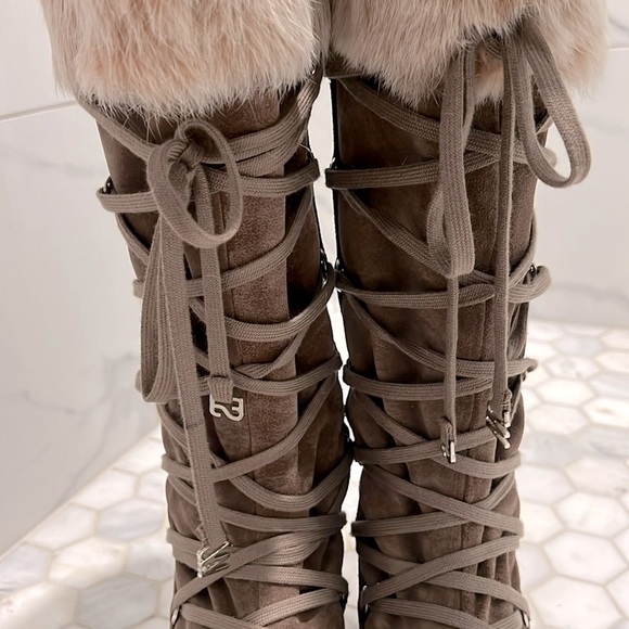 Stuart Weitzman Troll Brown Suede Fur Trim Platform Wedge Aprés Leather Boots - Picture 10 of 17